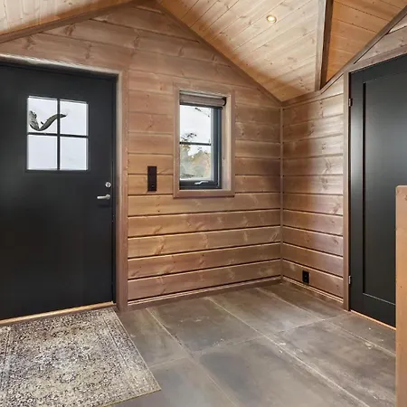 Gandalv 8p With Sauna Hot Tub Rezort
