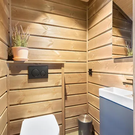 Gandalv 8p With Sauna Hot Tub Station touristique