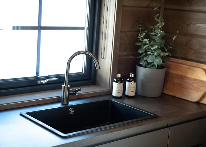 Gandalv 8p With Sauna Hot Tub