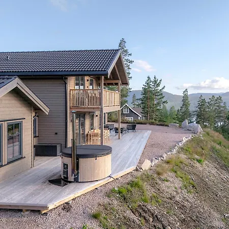 Gandalv 8p With Sauna Hot Tub