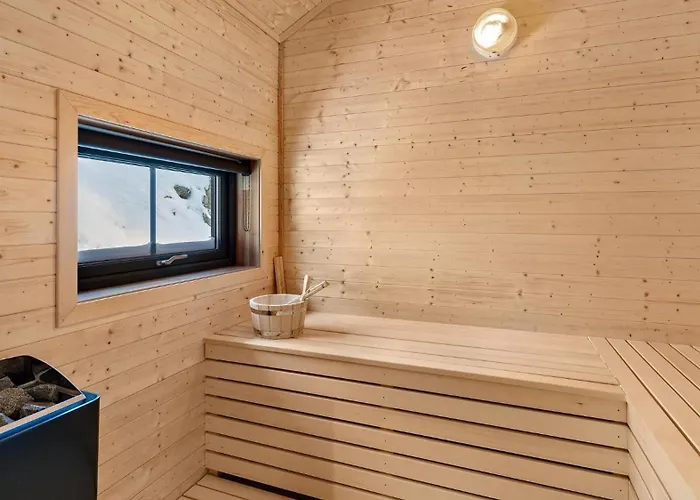 Gandalv 8p With Sauna Hot Tub Vradal